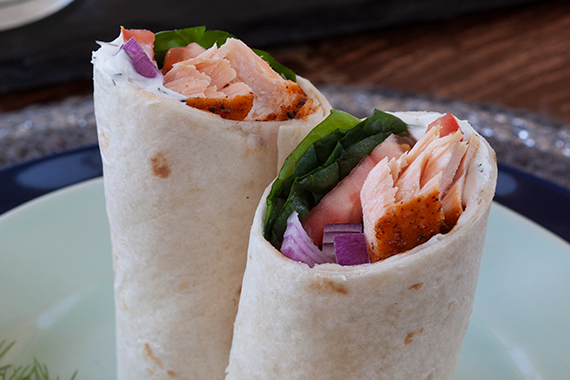 Spinach egg wrap with salmon